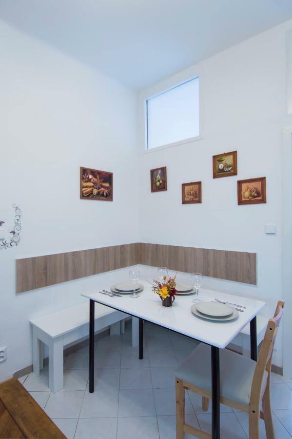 Modern Apartment Navratilova II 프라하 외부 사진